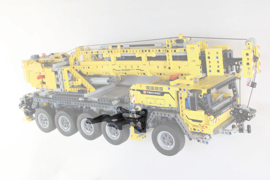 Wall Mount for LEGO® Technic™ 42009 Mobile Crane MK II