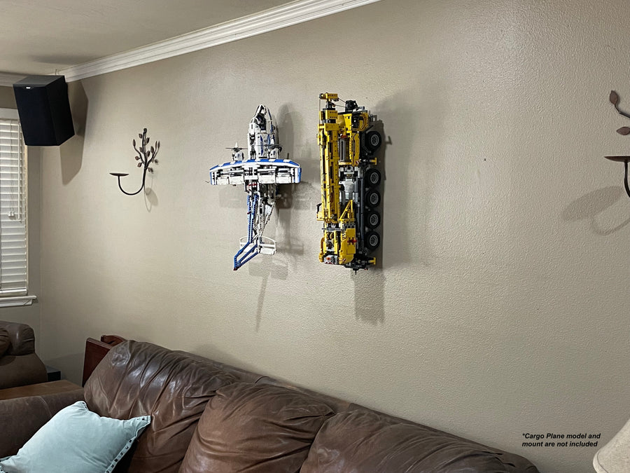 Wall Mount for LEGO® Technic™ 42009 Mobile Crane MK II