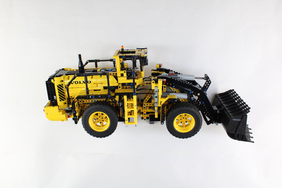 Wall Mount for LEGO® Technic™ 42030 Volvo L350F Wheel Loader