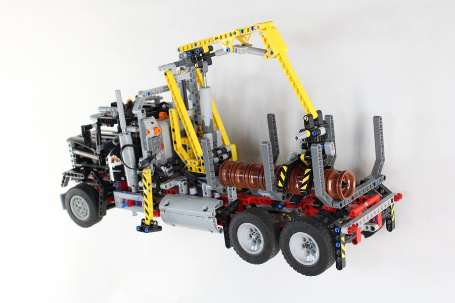 Wall Mount for LEGO® Technic™ 9397 Logging Truck